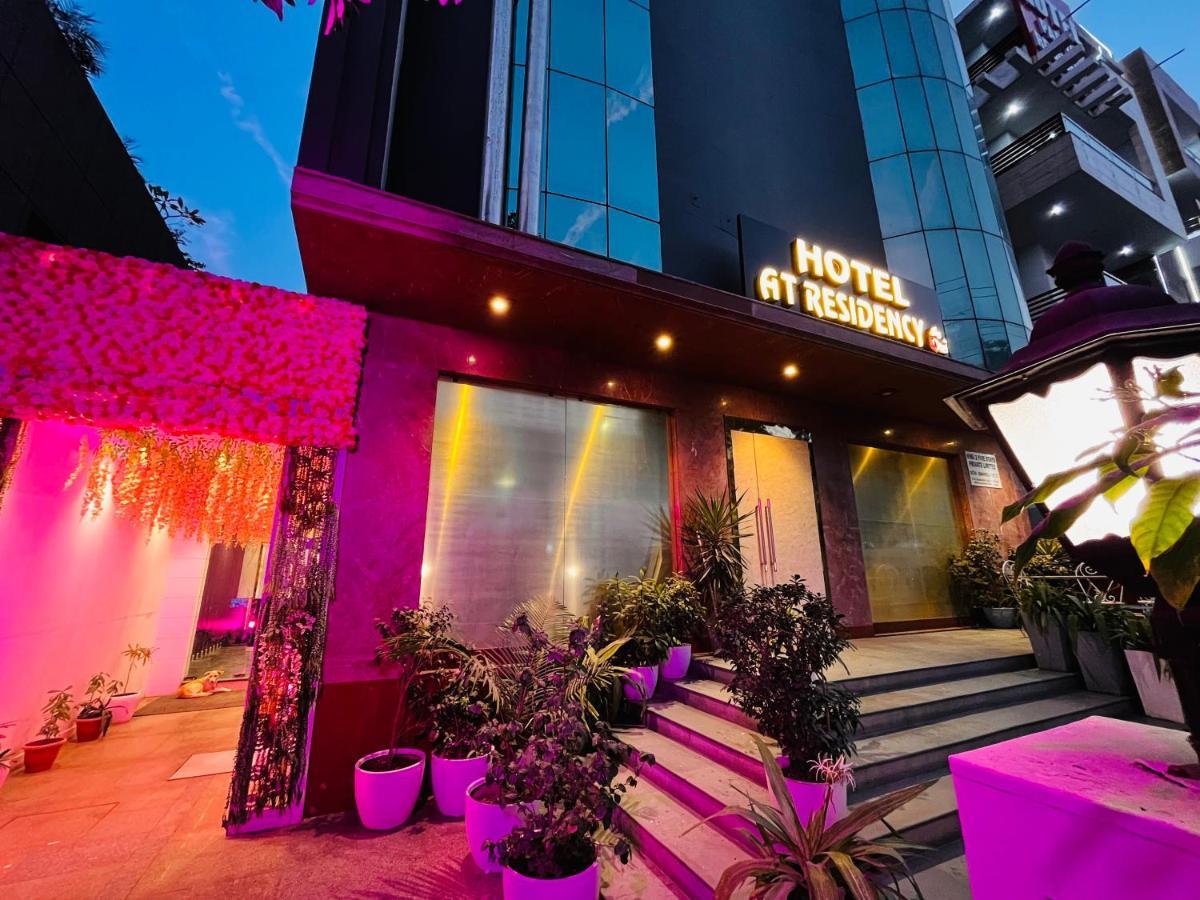 Hotel At Residency Kaushambi Couple Friendly Ghaziabad Extérieur photo